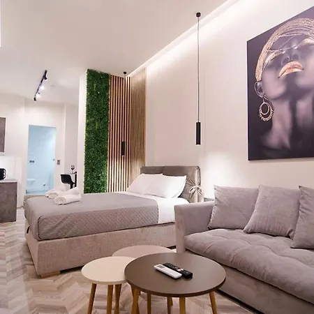 Joy'S Modern-Chic Home Kalamáta Buitenkant foto