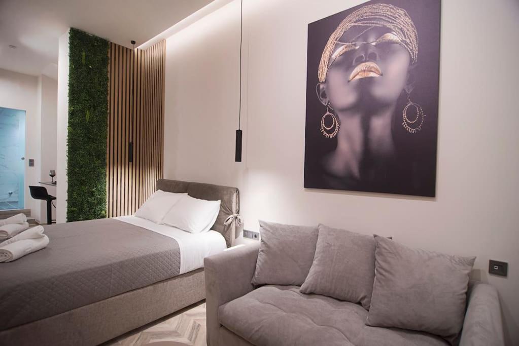 Apartment Joy's Modern-chic Kalamata