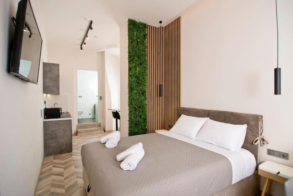 Apartment Joy's Modern-chic *